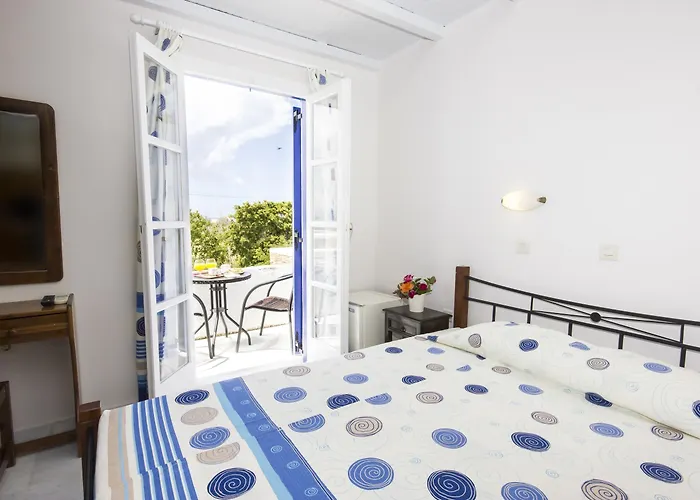 Naxos Holidays Отель Naxos City