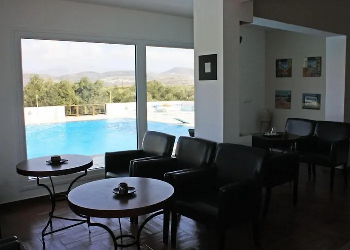 Naxos Holidays Отель