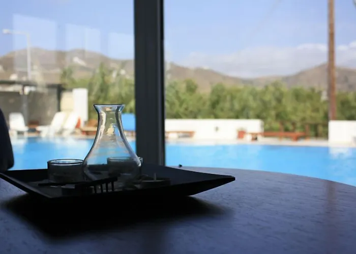 Naxos Holidays Отель