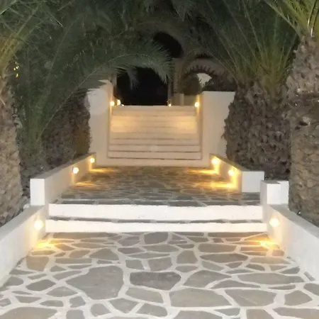 מלון Naxos Holidays