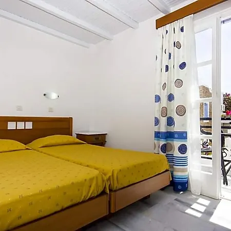 Ξενοδοχείο Naxos Holidays 3*