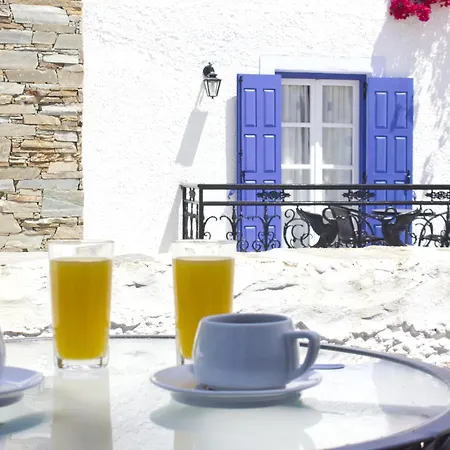 Naxos Holidays فندق