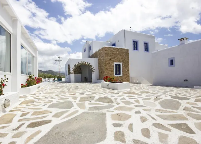 מלון Naxos Holidays