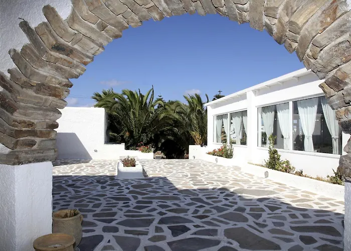 纳克索斯假日酒店 Naxos City